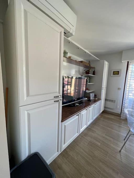 7Mn From The Center/ Pool/Parking Apartment Cannes Exterior photo